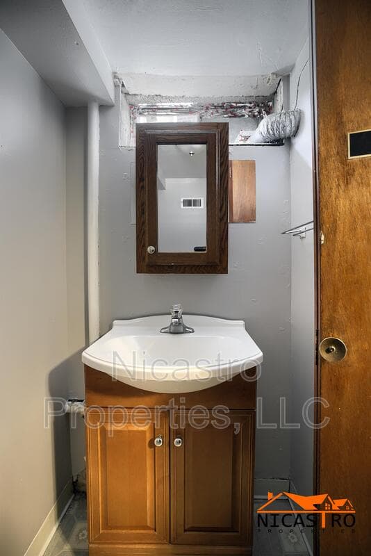 Columbus Condo: 215 East Lane Avenue - D