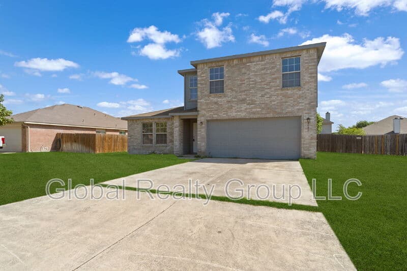 New Braunfels House: 2059 Dragon Trl