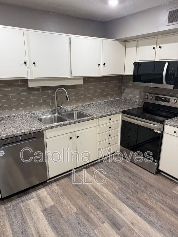 Greenville Condo: 925 Cleveland Street