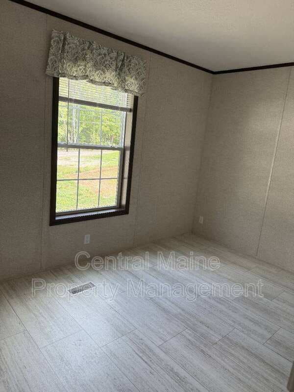 Orono House: 21 Austin Dr.