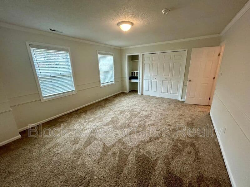 Wake Forest House: 232 Haywicke Place
