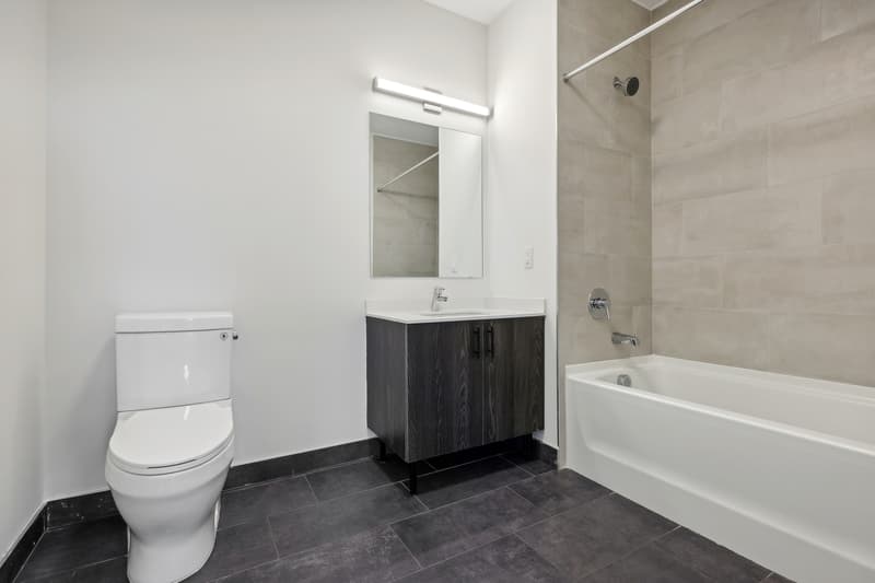 Orange Condo: 49s Day St. - 511