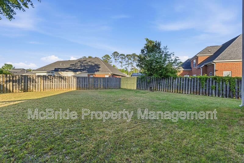 Evans House: 330 Gardenia Drive