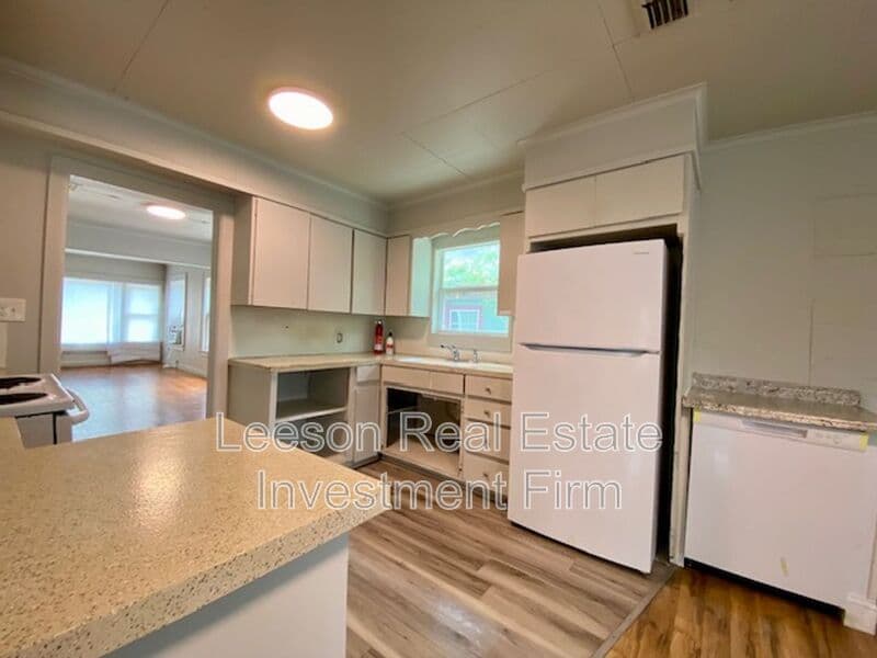 Shreveport House: 1416 Natalie Street