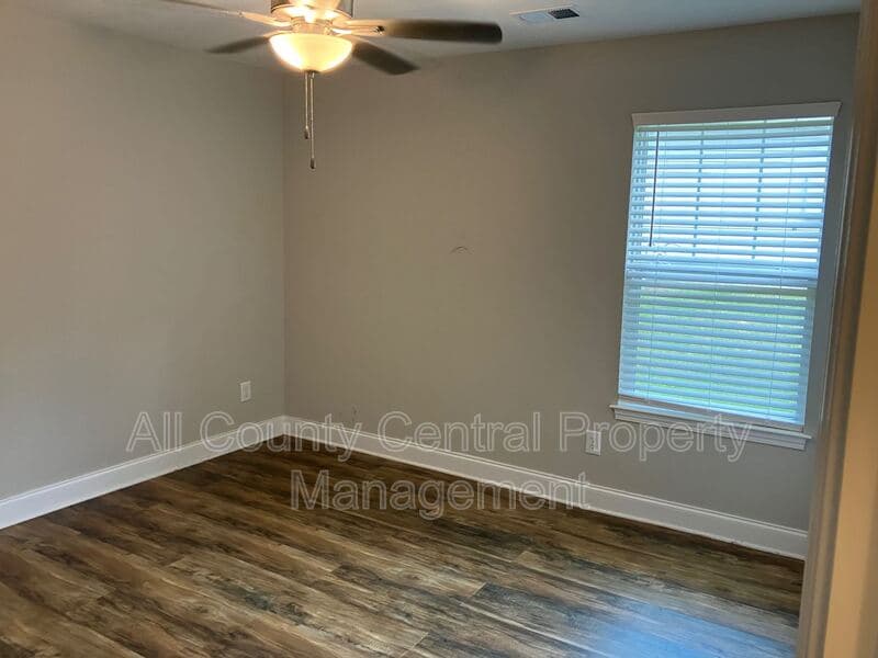 Bessemer House: 3870 Barton Lane
