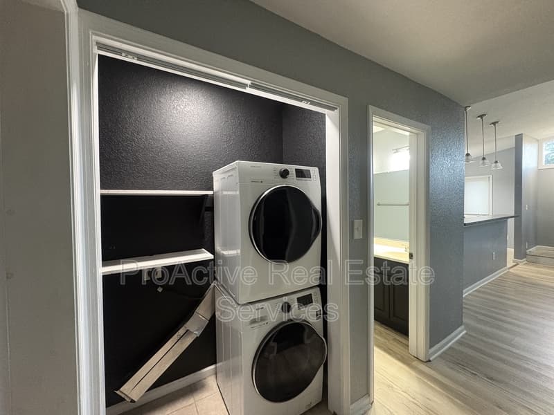 Virginia Beach House: 1021 Mineola Dr