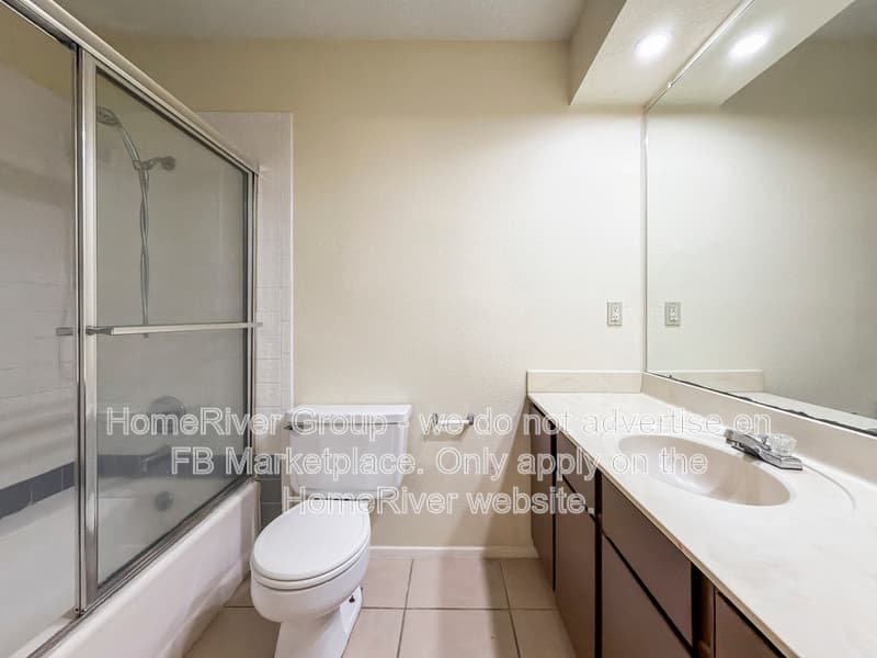 Austin Townhome: 8400 Jamestown Dr