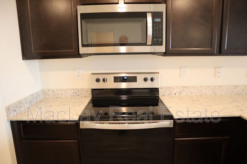 Casa Grande House: 1553 E Caballero Dr.