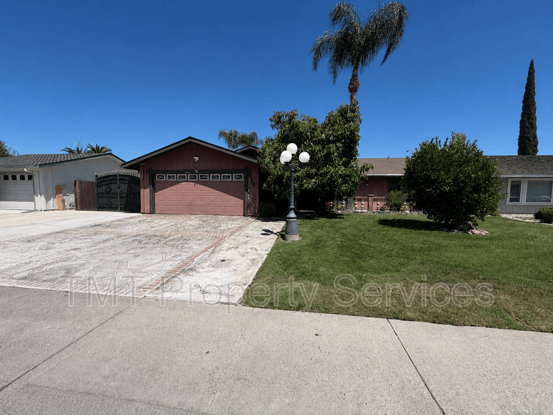 Stockton House: 930 Graywood Circle