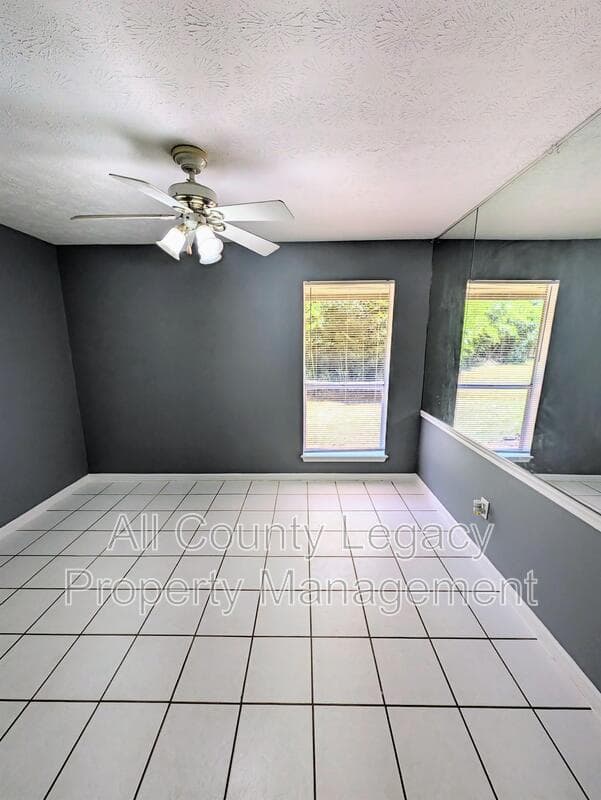 Athens Condo: 168 Scandia Cir