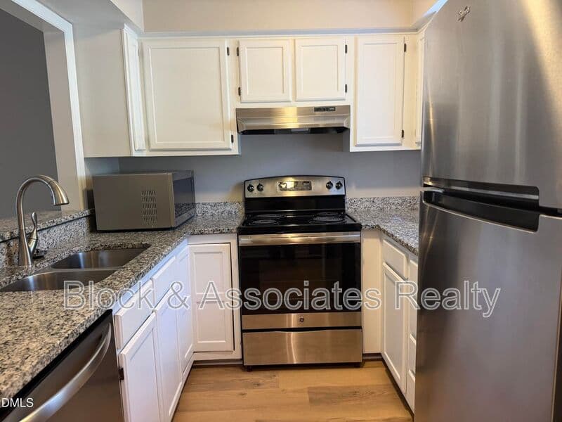 Raleigh House: 6221 Tributary Drive
