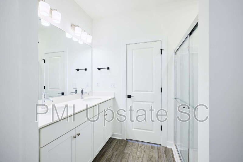 Spartanburg Townhome: 1290 Westgate Village Drive
