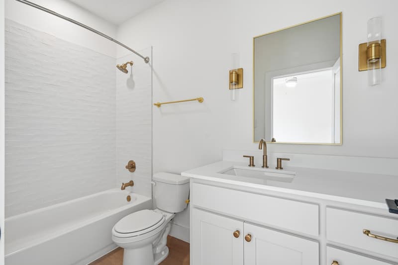 Fort Worth House: 2335 Benbrook Boulevard