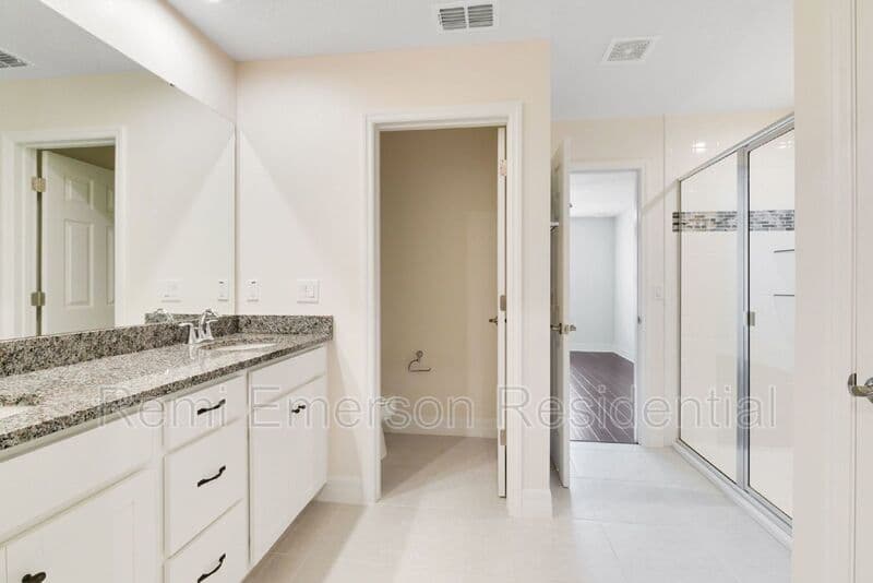 Kissimmee Townhome: 2232 Centerra Loop