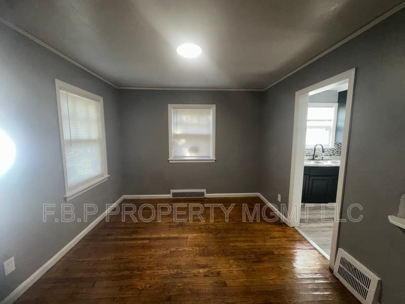 Detroit House: 12031 Marlowe St