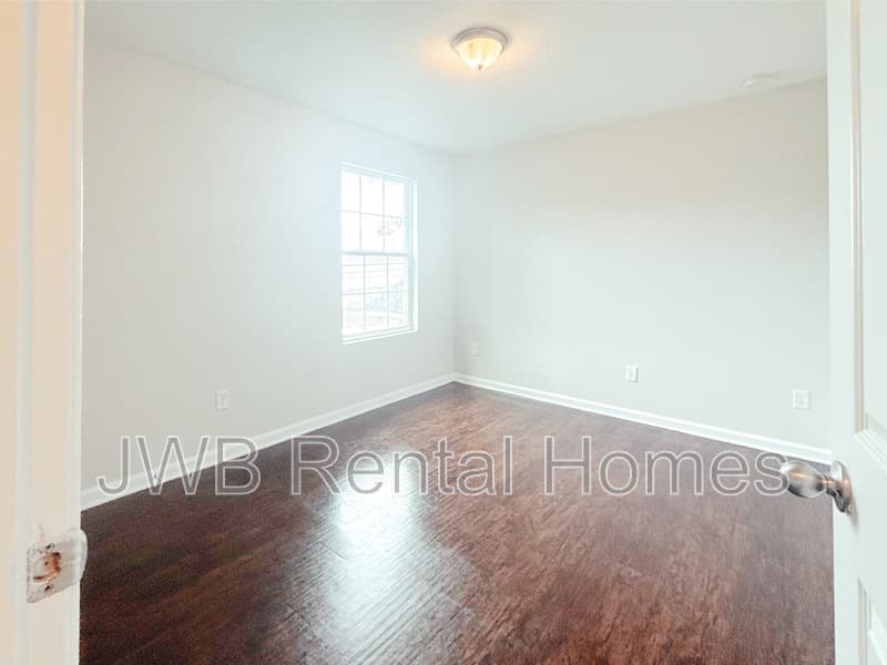 Jacksonville House: 3038 Rayford St