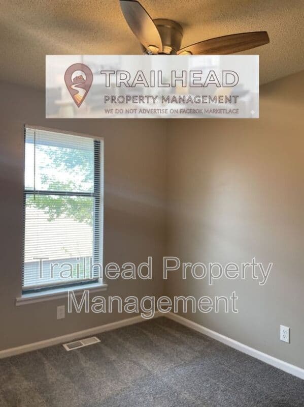 Ferrelview Townhome: 219 N Garrison Ave