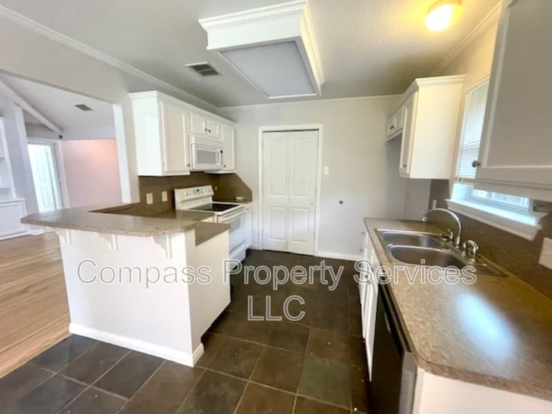 Robinson House: 2924 Palomino Trail