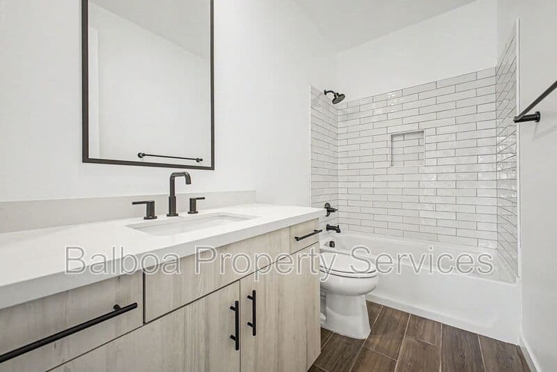 Gilbert House: 2345 E Stephens Ct