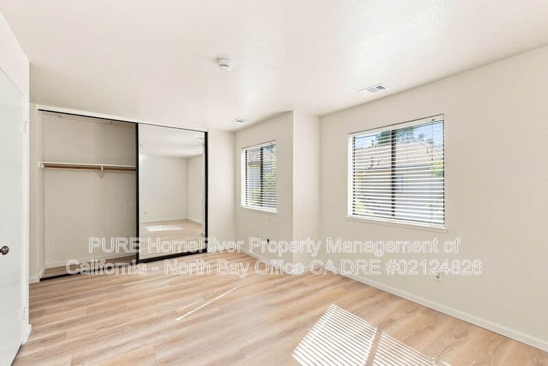 Santa Rosa Condo: 2518 Westberry Dr
