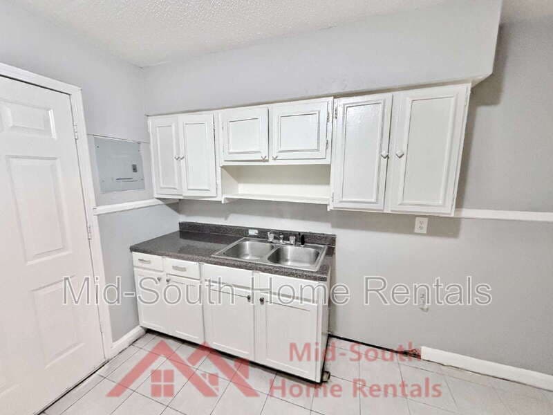 Memphis House: 4050 Pikes Peak Ave