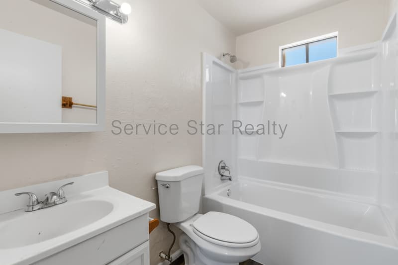 Phoenix Condo: 2222 E Pueblo Ave