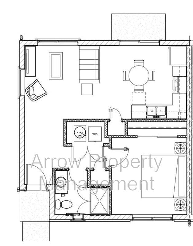 Grand Island House: 1215 North Claude Road