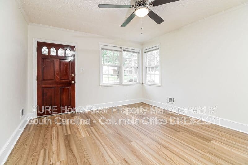 Columbia House: 2308 Manse St