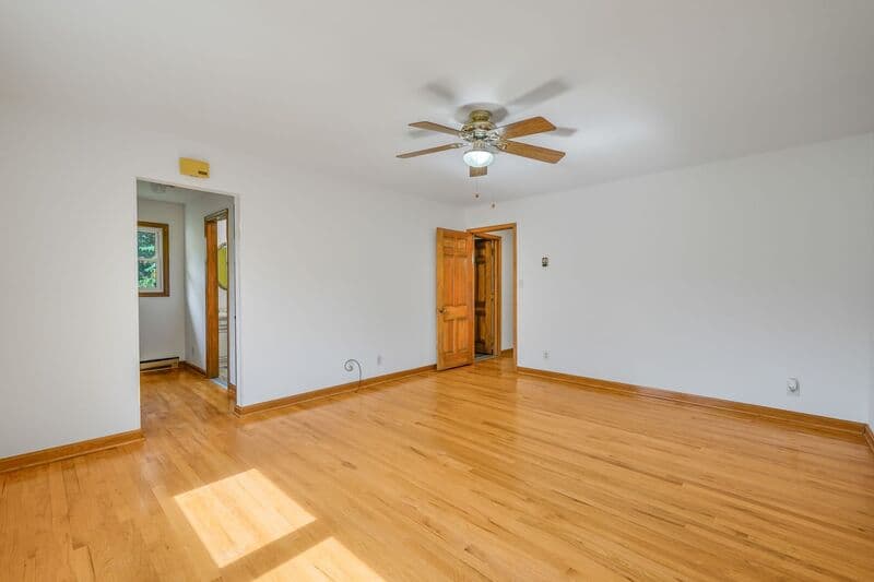 Spotsylvania House: 10003 Courthouse Rd