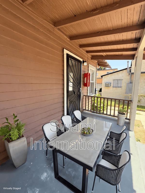 Los Angeles House: 643 W. 58th St.