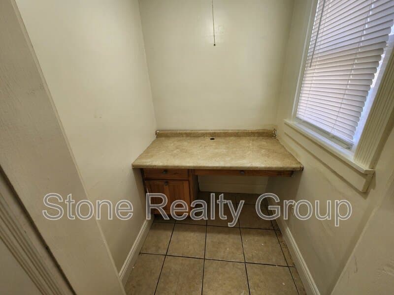 Terre Haute House: 1732 Garfield Avenue