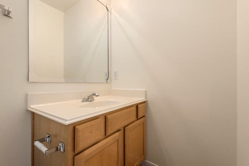 Dickinson Townhome: 2102 St Lucia Calle