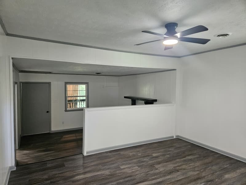 Raeford House: 415 College Drive