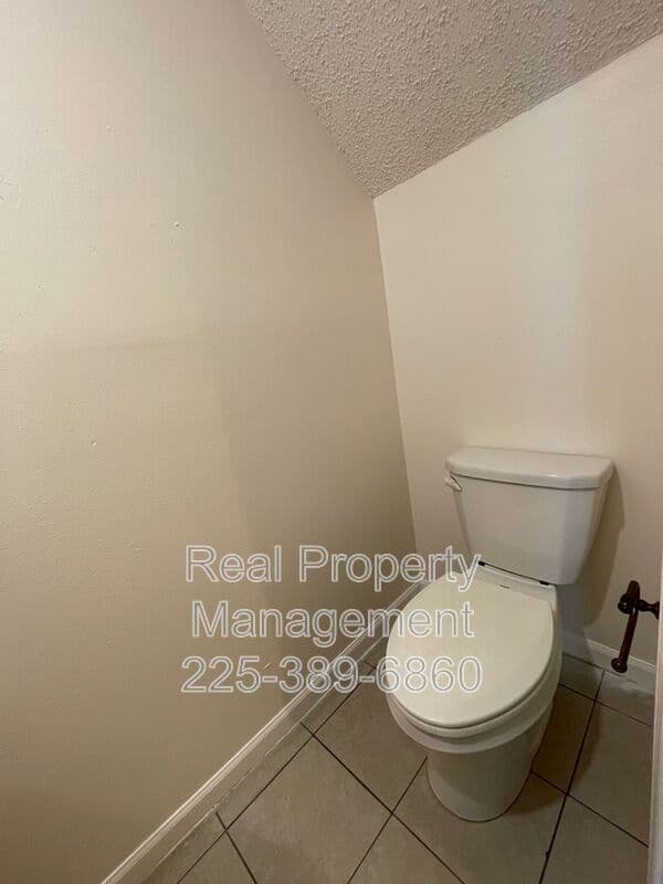 Baton Rouge Townhome: 14619 Forest Grove Ave.