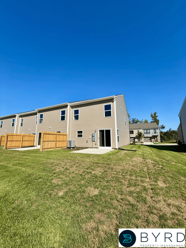 Henrico Townhome: 921 Encore Autumn Lane