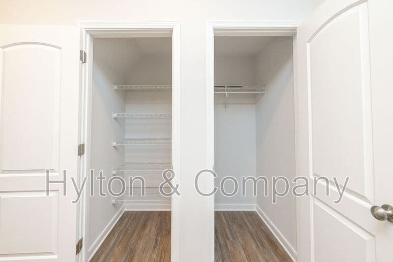Richmond Townhome: 5920 Whitehurst Ln