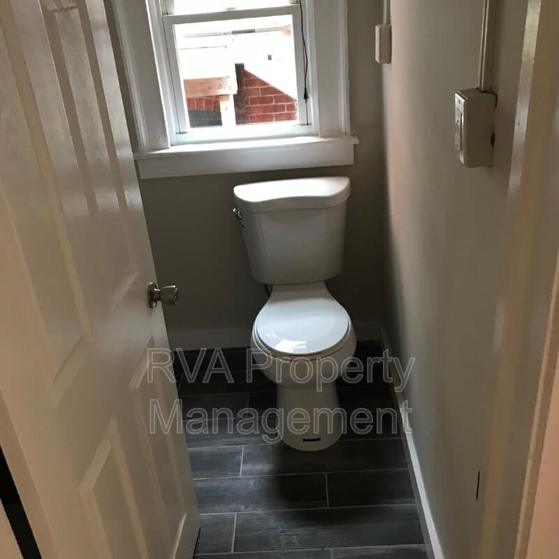 Richmond Condo: 2208 W. Grace Street
