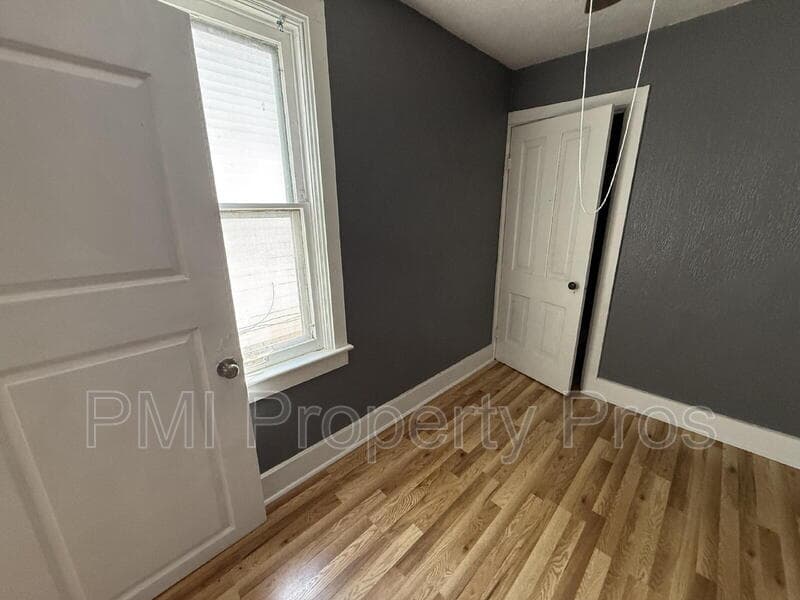 Milwaukee House: 2630 N 24th St