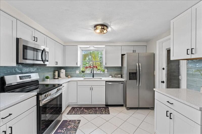 Port Richey House: 10914 Oakdale Avenue