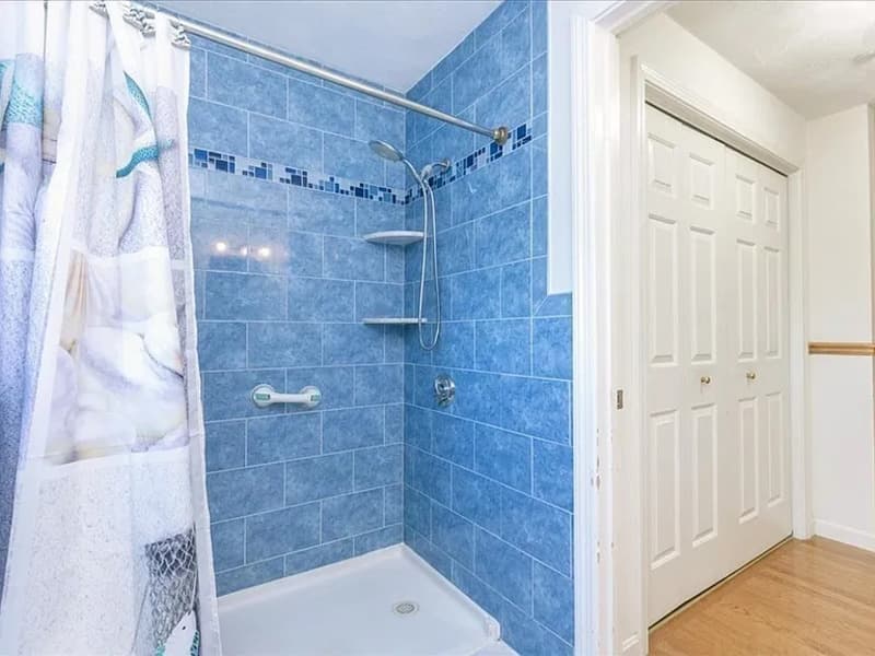 Peabody Condo: 107 Foster St