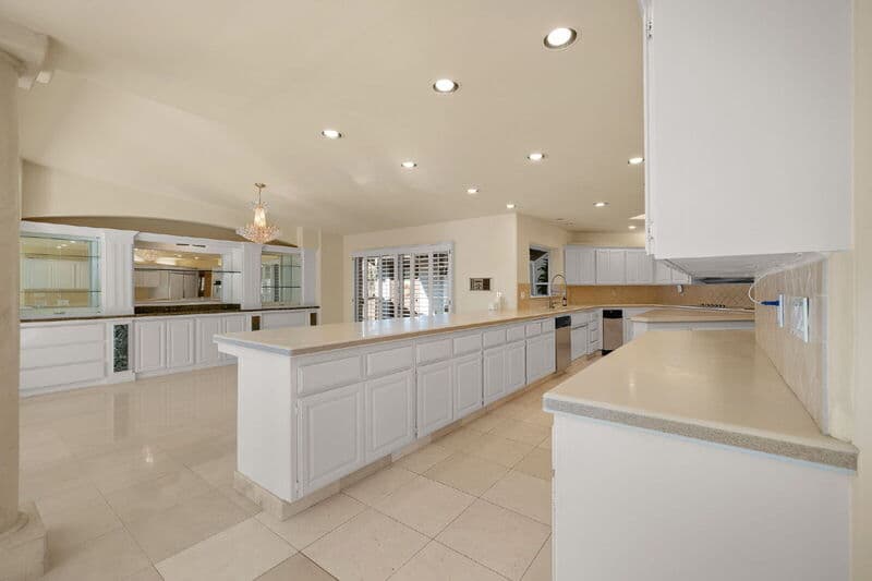 San Diego House: 18714 Bernardo Trails Dr