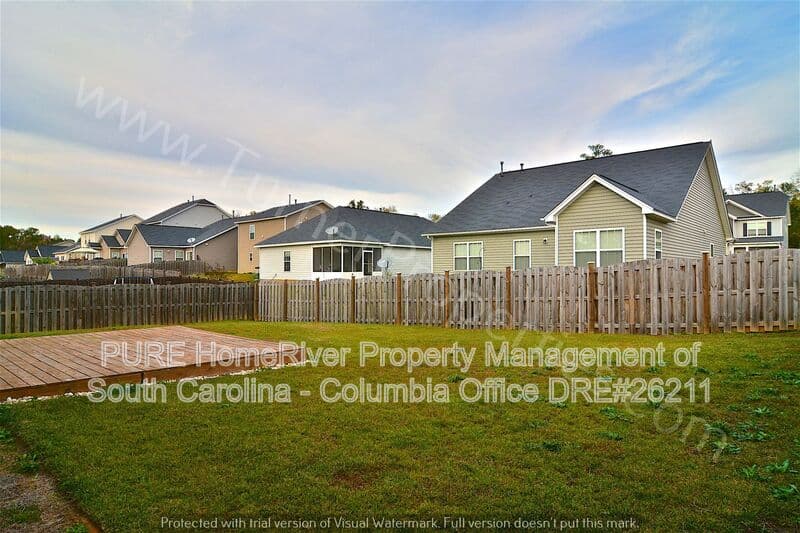 Chapin House: 162 Whispering Oak Ln
