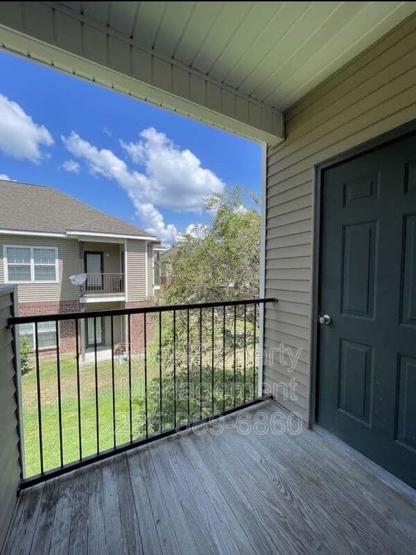 Denham Springs Apartment: 31855 LA Hwy 16