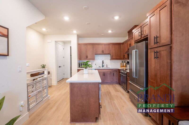 Novato Condo: 850 Verandah Ct