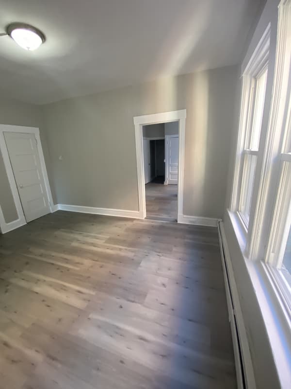 Hartford Condo: 441 Wethersfield Avenue - 2N