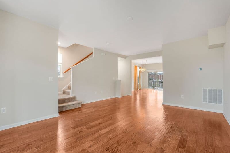 Fredericksburg House: 10100 Futbol Ct
