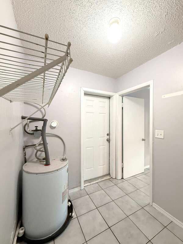 Largo Condo: 3716 137th Avenue North - B