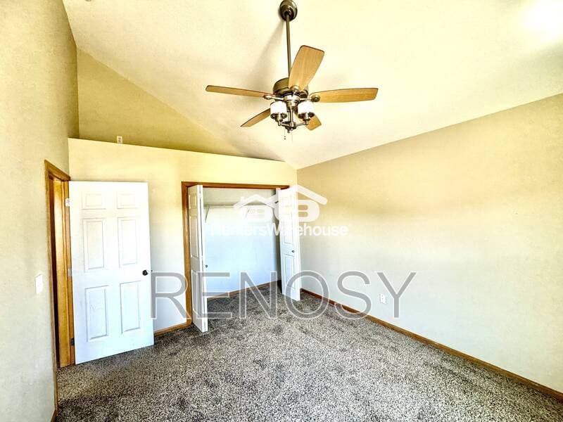 Ankeny House: 1228 SE Village View Lane
