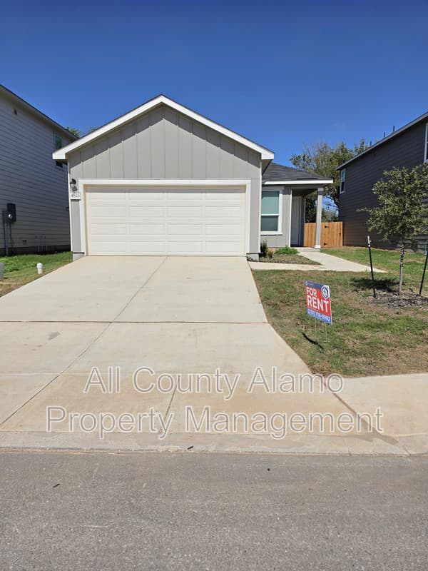 San Antonio House: 4823 Pico Pico St.