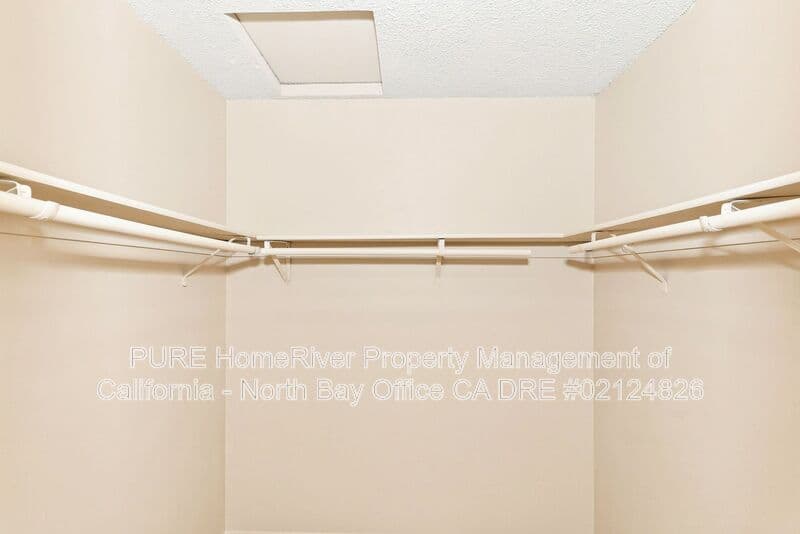 Santa Rosa House: 2436 Campbell Drive